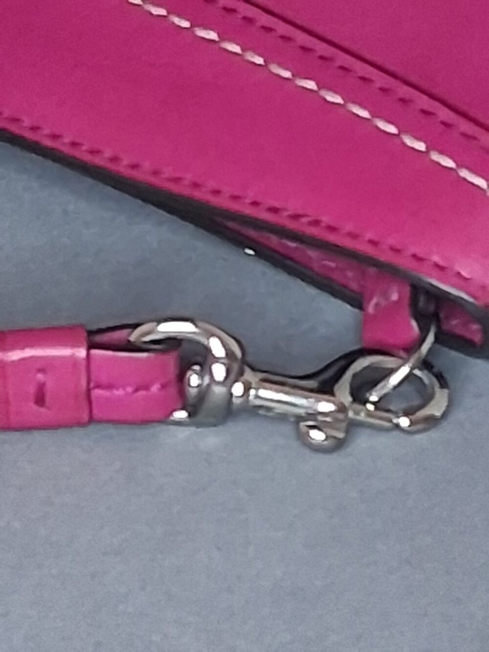 Coach 2009 Soho Magenta Pink Leather Pleated Clutch Wristlet F13734 - Picture 12 of 13
